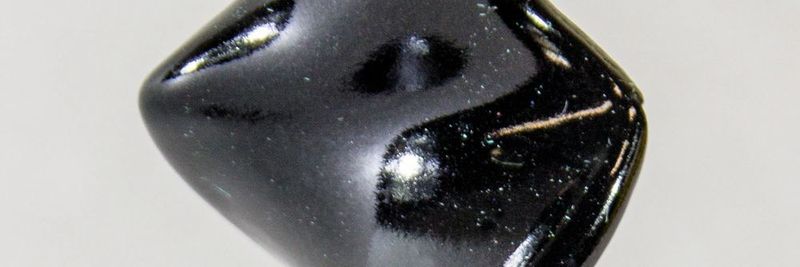 Spezielles Make-up für das AM-Bauteil. Thaletec sorgt mit seiner Beschichtung für die vom Anwender gewünschte Oberflächenqualität.