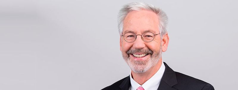 Mit Joachim Schäfer verabschiedet sich ein ausgewiesener Kenner der Medizintechnik-Branche in den Ruhestand.