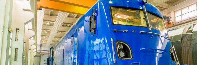 Kraft für 3000 Tonnen: Die Transmontana-Lokomotive von Softronic wird bald Eisenerz am Polarkreis in Schweden schleppen – mit Verbindungssystemen von Lapp.