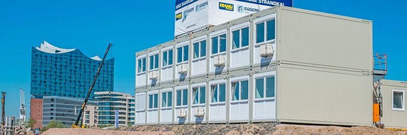 Vor der Kulisse der „Elphi“ unterstützt ELA Container bei der Erschließung eines Wohngrundstücks in der Hamburger Hafencity, Europas größter Baustelle.