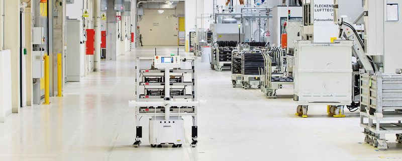 Skoda setzt in seinem tschechischen Komponentenwerk Vrchlabí einen autonomen, selbstlernenden Transportroboter ein.