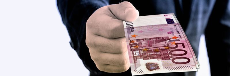 Bei unzufriedenen Mitarbeitern kann eine Abfindung günstiger sein als sie zu behalten.