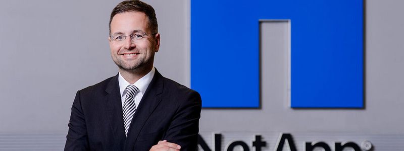 Alexander Wallner, Senior Vice President & General Manager EMEA bei Netapp: „Die physische und die virtuelle Welt verschwimmen, wodurch sich die Wertschöpfung verlagert – auch innerhalb eines Unternehmens. Wird künftig ein Maschinenbauer für seine Maschinen mehr oder weniger Steuern zahlen, als für seine digitalen Services, beispielweise Predictive Maintenance?“