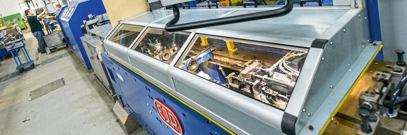 Um den Marktanforderungen auch künftig gerecht zu werden, hat das Schoeller Werk seine Produktionskapazitäten bei nachgezogenen Präzisionsrohren um vier neue Conti-Ziehlinien erweitert.