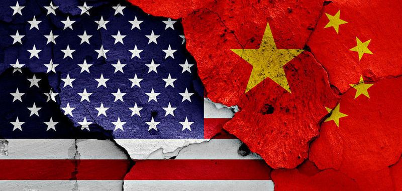 Aufgrund der neuesten Entwicklungen im Zollstreit zwischen den USA und China zeigen sich besonders die Industrieverbände des Halbleitermerktes enorm besorgt. Nur Apple scheint entspannt: Nach Zeitungsmeldungen habe der US-Konzern mit Präsident Trum eine Sonderregelung vereinbart.