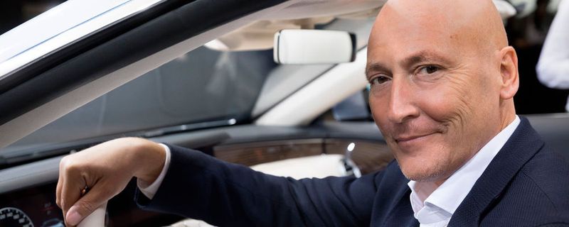 Klaus Zehender, Bereichsvorstand Einkauf und Lieferantenqualität, Mercedes-Benz Cars, im Interview über die Bedeutung von Einkauf und Lieferantenqualität im Umfeld der Elektromobilität.