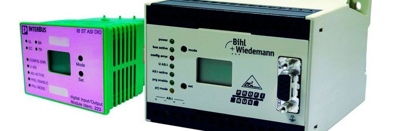 Zwei der ersten AS-i Gateways, die in den 1990er Jahren von Bihl+Wiedemann entwickelt wurden.