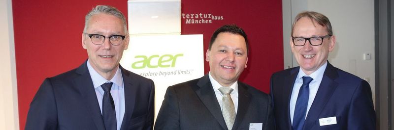 Das Acer Führungstrio in früheren Tagen: Stefan Tiefenthal, Gerit Günther und Wilfried Thom. Günther übernimmt mit Carsten Dreissig die Nachfolge von Thiefenthal im Commercial Business.
