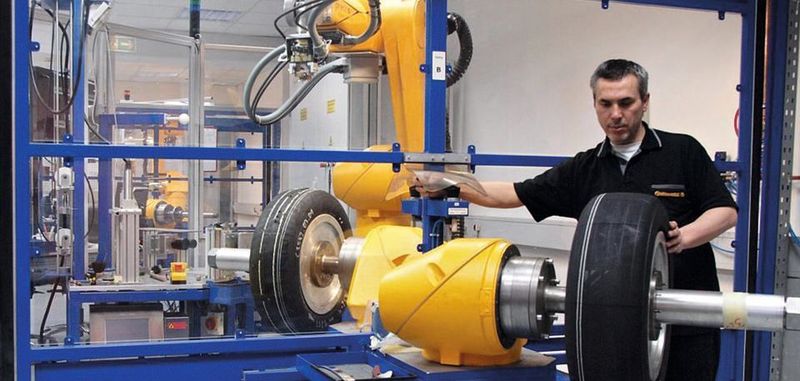 Kollege Roboter: Die Automobilindustrie führt beim Roboterzuwachs