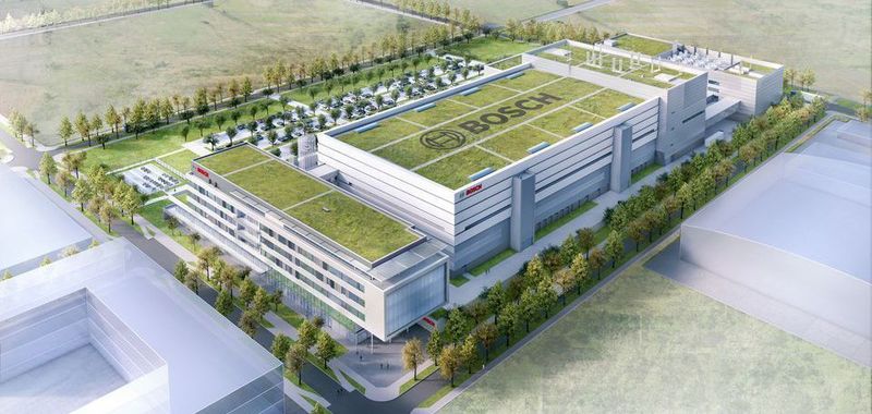 Bis zu 700 Beschäftigte werden im neuen Halbleiter-Werk in Dresden tätig sein.