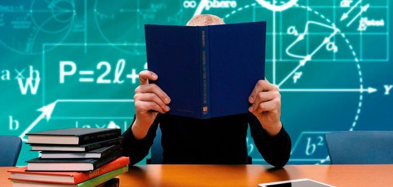 Diie Bundesingenieurkammer fordert ein deutliches Überwiegen der Mint-Fächer, die für ein Ingenieurstudium relevant sind – das heißt 70 % des gesamten Lehrinhalts.