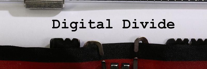 Es gibt eine digitale Kluft am Arbeitsplatz. Veraltete Technik schafft Frust und vergrault Mitarbeiter.