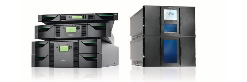 Doppelte Kapazität mit der neusten Generation von LTO-8 Bandlaufwerken: Die Eternus-LT-Produktfamilie, bestehend aus den Modellen LT20 S2, LT40 S2, LT60 S2 und LT260.