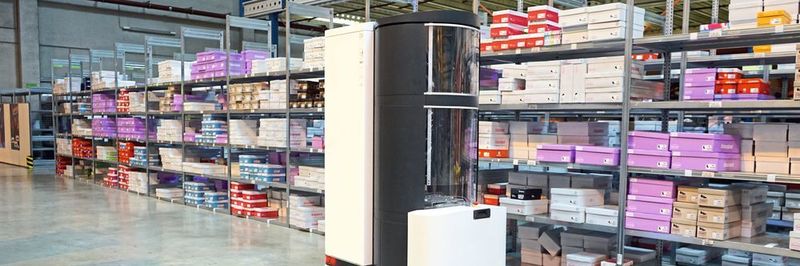 Toru, ein Goods-to-man-robot des Münchner Robotikentwicklers Magazino soll Kunden vor allem bei der Kommissionierung unter die Arme greifen.