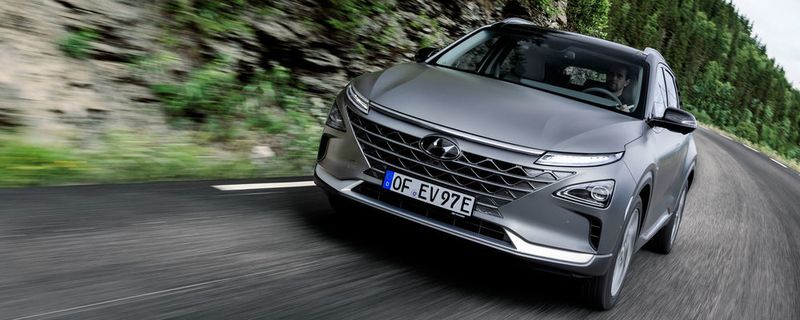 Während andere Hersteller noch am Brennstoffzellen-Fahrzeug basteln, schickt Hyundai mit dem Nexo die zweite Generation seines Wasserstoff-SUV ins Rennen.