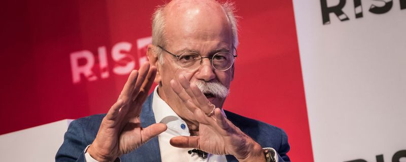 Von den Automanagern lag Daimler-Chef Dieter Zetsche 2017 am weitesten von seinen Mitarbeitern entfernt. Er verdiente das 171-fache.