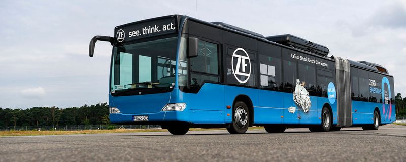 Im Demonstrationsbus hat ZF zwei Elektroportalachsen des Modells AVE-130 verbaut.