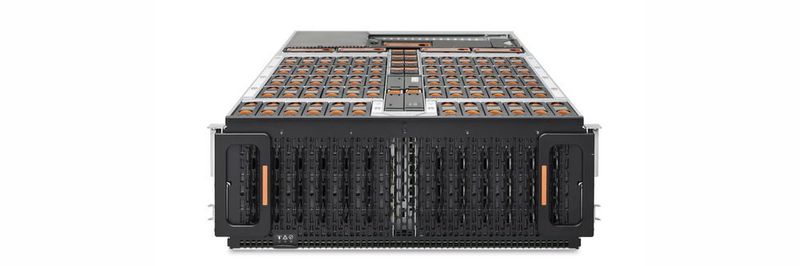 Der Storage-Server Ultrastar Serv60+8, den die Western Digital Corporation unter ihrem HGST-Brand auf den Markt bringt, bietet 60 Laufwerksschächte für HDDs oder SSDs und acht zusätzliche Plätze für SAS-, SATA- oder NVMe-SSDs, die zur Datenbeschleunigung dienen.