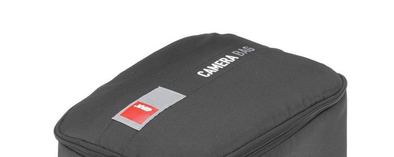 Die Tasche besteht aus strapazierfähigem 600 D Polyester und passt laut Givi perfekt in den Tankrucksack, etwa den neuen UT810 mit dem praktischen Tanklock-System zur schnellen Anbringung.