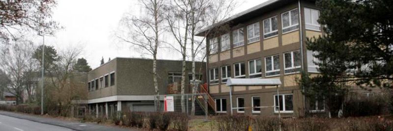 Das Limburger OVH-Rechenzentrum entstand in einem ehemaligen Industriegelände. Es ist das 21. Datacenter des Unternehmens und etwa 100 Kilometer – und damit für Daten weniger als eine Millisekunde – von Frankfurt entfernt.