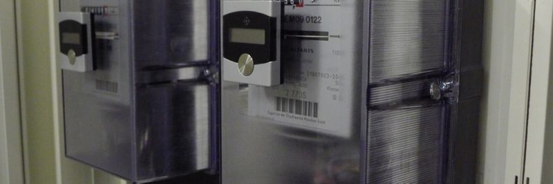 Die Erzeugung und Verwaltung angeschlossener Geräte, zum Beispiel Energiezähler kann mit Hilfe von Hardware- bzw. Softwaresystemen vereinfacht werden.