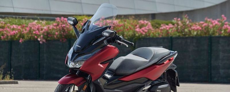 Der Honda Forza 125.