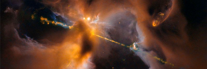 So könnte unser Sonnensystem bei der Geburt ausgesehen haben: Der junge Stern sendet Strahlung und Materie in Form von Jets aus. Das Hubble-Bild zeigt das Objekt HH 24 in einer Sternentstehungsregion im Orion.