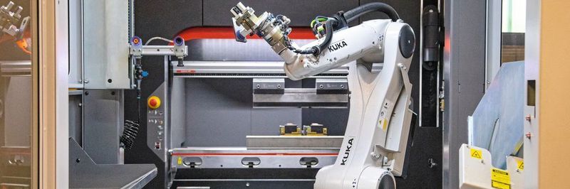 Der Aufbau der Mobile Bending Cell ermöglicht eine schnelle Umstellung vom manuellen auf den automatischen Betrieb und umgekehrt.