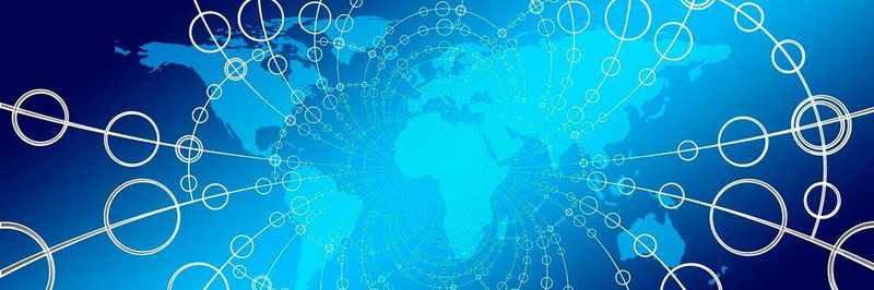 IoT-Plattformen sind das Rückgrat kalierbarer IoT-Anwendungen und -Services. Sie ermöglichen kleinen und mittelständischen Industrieunternehmen, solche Anwendungen und Services zu entwickeln und anzubieten.