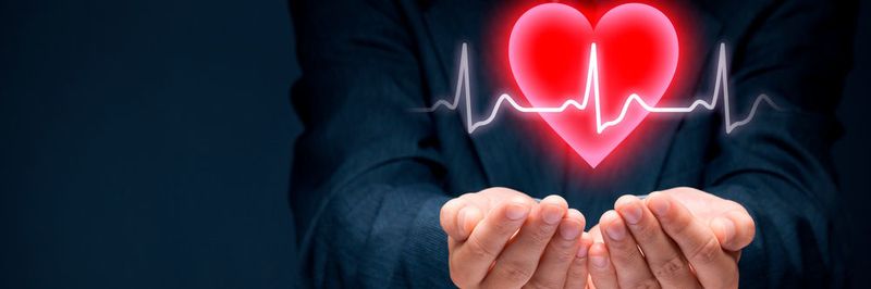 Betriebliches Gesundheitsmanagement ist ein Mittel, mit dem Unternehmen Mitarbeiter an sich binden können und die Zufriedenheit erhöhen.