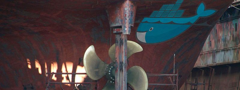 Der Erfolg von Docker beruht auf Tools und APIs, die das Verwenden, Erstellen, Verteilen und Verwalten von Containern in großen Stil vereinfachen und standardisieren.