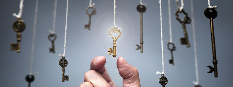 Ein kompetenter Generalübernehmer besitzt die richtigen Schlüssel zu allen Datacenter-Gewerken oder weiß, wo sie sich befinden. Doch das Imagage der GÜ ist schlecht: Statt offene Türen und Transparent für die Kunden gab es Knebelverträge, einseitige Vereinbarungen, undurchsichtige Abrechnungen und überzogene Zeitpläne.