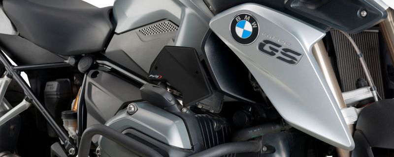 Diese Seitenteile sollen vor allem die Einspritzanlage des Bikes schützen.