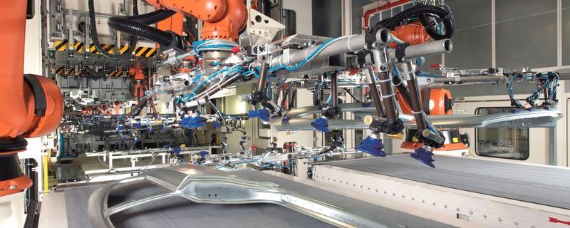 Schuler und Porsche gründen ein Gemeinschaftsunternehmen für Karosserie-Teile.