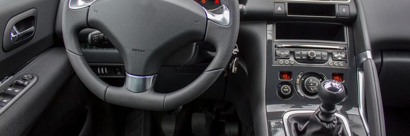 Gerade in der Automobilindustrie sind die Anforderungen an Softwaresysteme zur Überwachung und Steuerung von Montageprozessen besonders hoch.