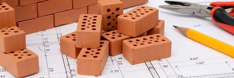 Der Software-Architekt entwirft für Apps und Anwendungen ein Grundgerüst, auf dem die Entwickler aufbauen können.