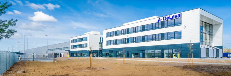 „Eierlegende Wollmilchsau“: Für DeLaval hat Verdion eine Logistikimmobilie der besonderen Art entwickelt.