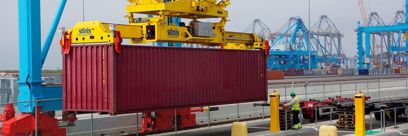 Per Container-Image wird ein sich geschlossenes, lauffähiges Software-Paket inklusive aller Abhängigkeiten ausgeliefert.