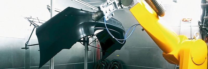 Die Dampfreinigung von Kunststoffteilen erfolgt meist in ein bis drei Prozessschritten, was im Vergleich zu herkömmlichen Systemen zu kürzeren Reinigungszyklen führt.
