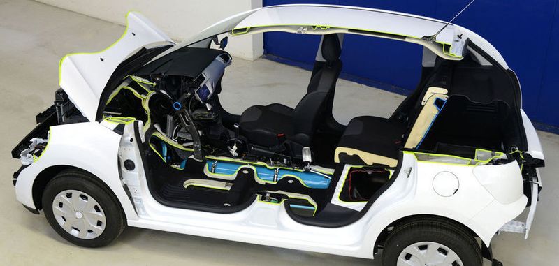 PSA hat große Hoffnungen in den Luft-Hybrid gesetzt, zur Serieneinführung kam es jedoch nie.