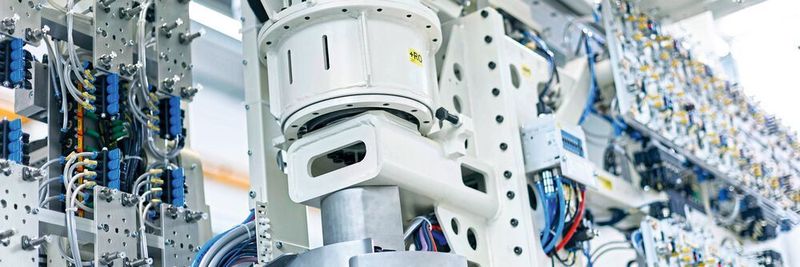 Da das Antriebssystem Galaxie D in der Schwenkachse komplett unzugänglich verbaut ist, ist nur ein batterieloses Motor-Feedback-System eine geeignete weil dauerhaftservice- und wartungsfreie Lösung.