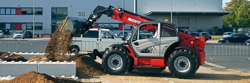 Der Manitou-MT-1135-Teleskoplader fährt als Prototyp mit vollelektrischem Antriebssystem aus dem neuen E-Deutz-Baukasten.
