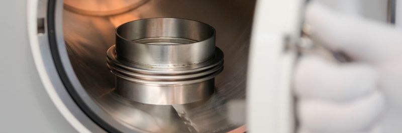 Neben Industrie 4.0 wird in der Teilereinigung auch das Thema filmische Verunreinigungen immer wichtiger.