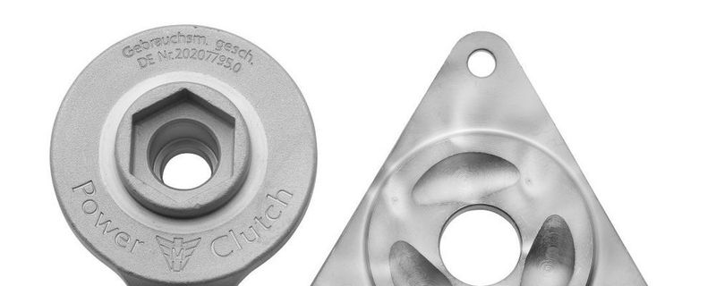 Um durchschnittlich 40 % - bei den neuen HD-Modellen ab 2018 sogar um 45 - 50% - soll die Power Clutch das Kuppeln erleichtern und wird vollkommen unsichtbar montiert.
