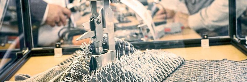 Effizienter durch Leichtbau: Für den Maschinenbau lassen sich speziell hochdynamisch bewegte Komponenten aus Kohlefaser-Verbundwerkstoffen herstellen.