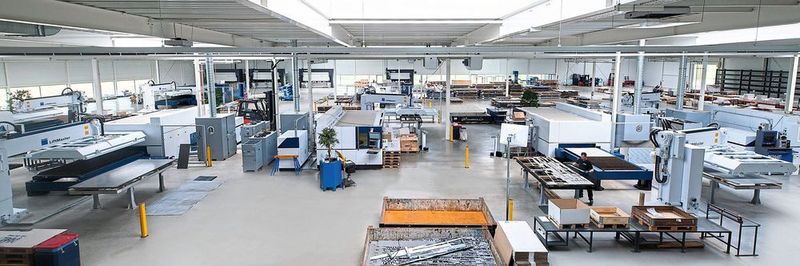 Der neue Produktionsstandort in Oyten wurde am 20. September feierlich eröffnet. Derzeit bedienen dort 55 Mitarbeiter die Anlagen.