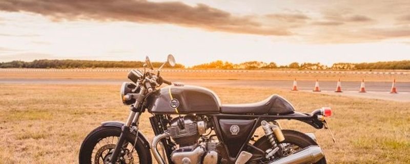 Über die Vorstellung der Royal Enfield Zweizylinder-Modelle sagt Siddhartha Lal, CEO von Royal Enfield: „Wir freuen uns darüber, was aus der Interceptor INT 650 und der Continental GT 650 geworden ist. Diese Twins sind unsere erste wirklich globale Produktlinie und werden eine strategische Rolle dabei spielen, noch mehr Menschen auf der ganzen Welt für Royal Enfield zu begeistern.“