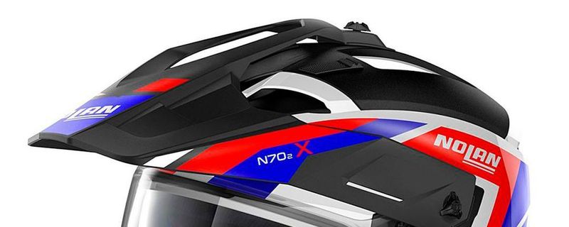 Als waschsechter Crossover-Systemhelm mit kompletter Offroad-Ausstattung soll der N 70-2X auf jedem Terrain eine gute Figur machen: die Bandbreite der acht verschiedenen Konfigurationen reicht vom harten Trial- und Enduro-Fahrten bis zum reinen Touringeinsatz auf der Straße.