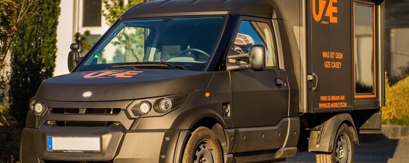 Ab Dezember sollen die elektrischen Transporter von UZE kostenlos ausleihbar sein. Über Werbung und Daten soll das Angebot finanziert werden.
