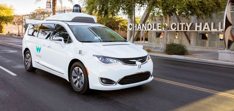 Waymo will 2019 seinen Robotertaxidienst starten.